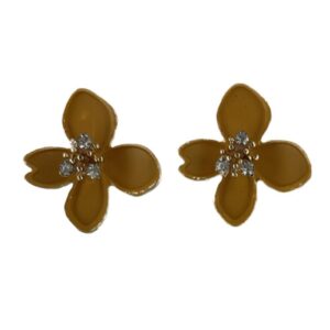 Short earring