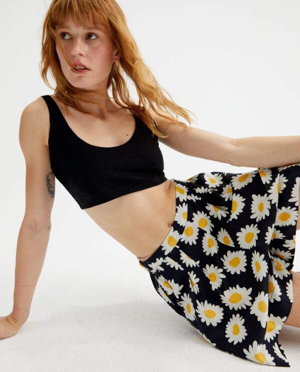 Floral print viscose LENZING™ ECOVERO™ shorts