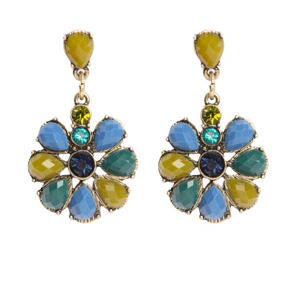 Middle earring