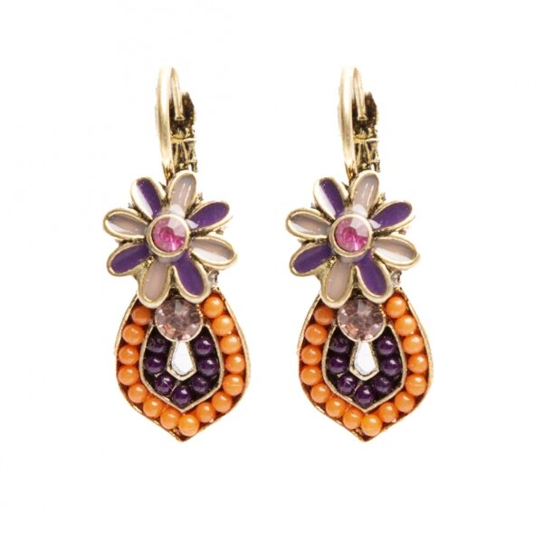 Middle earring