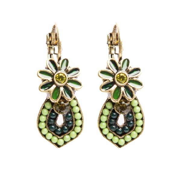 Middle earring