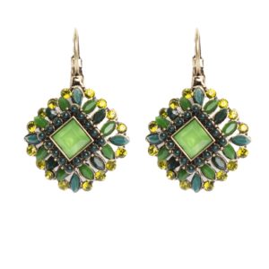 Middle earring