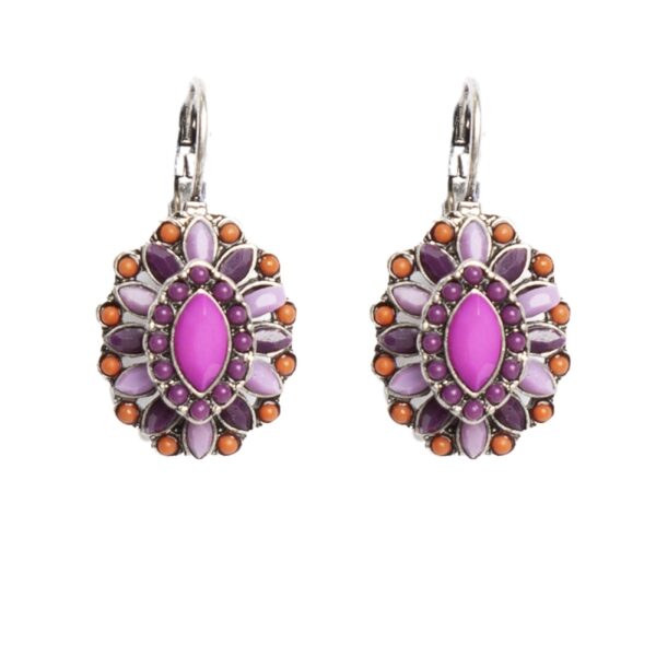 Middle earring