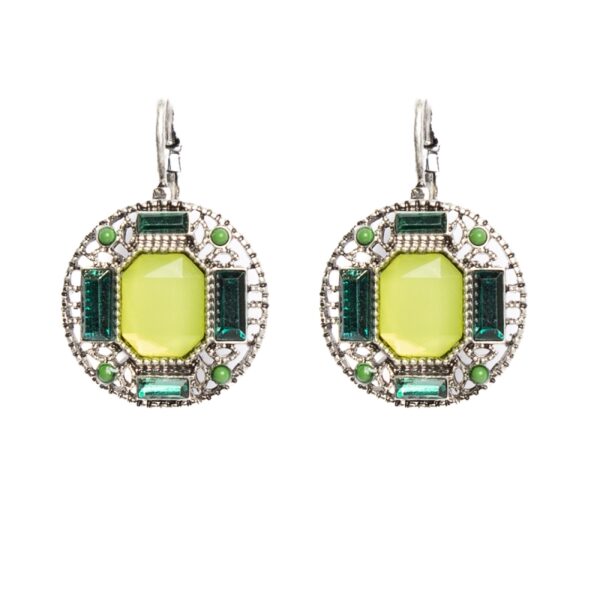 Middle earring