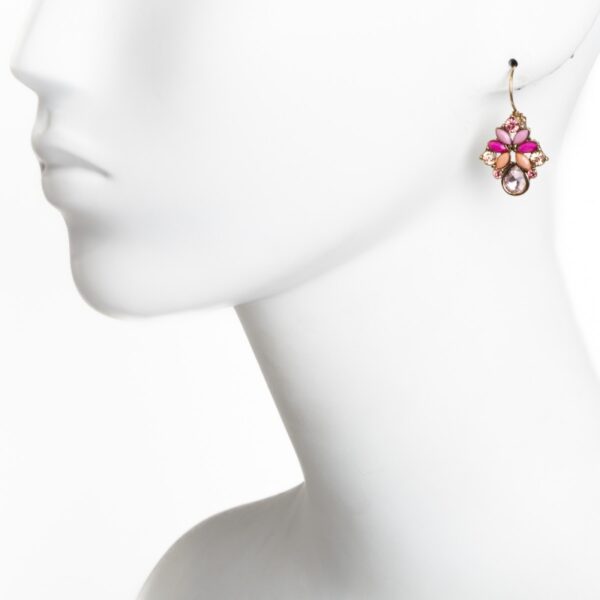 Middle earring