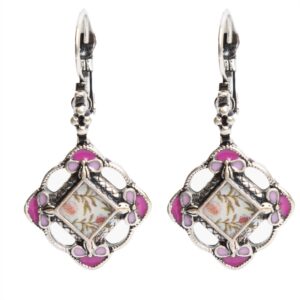 Middle earring