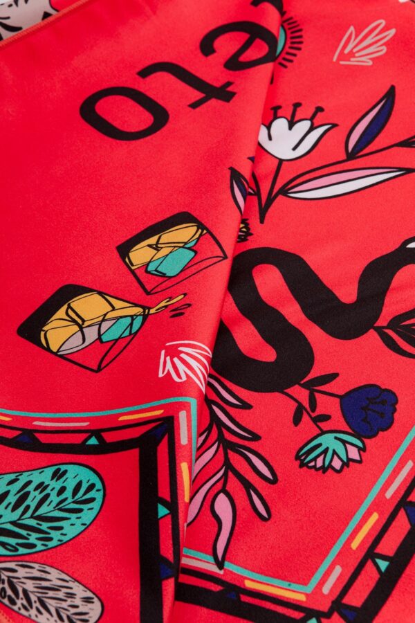 MYSTIQUE BEACH TOWEL