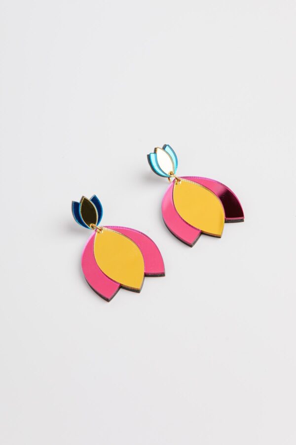 HILLS EARRINGS
