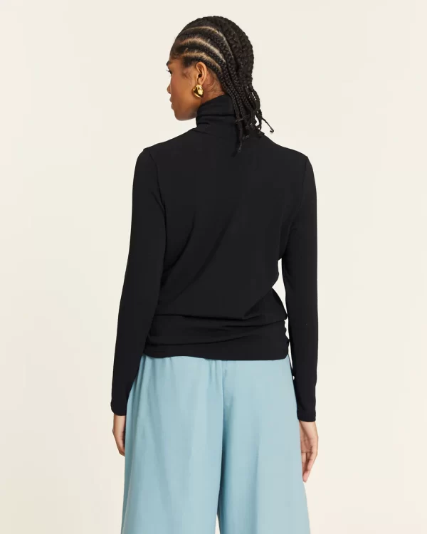 BLACK SWAN NECK KNIT TOP