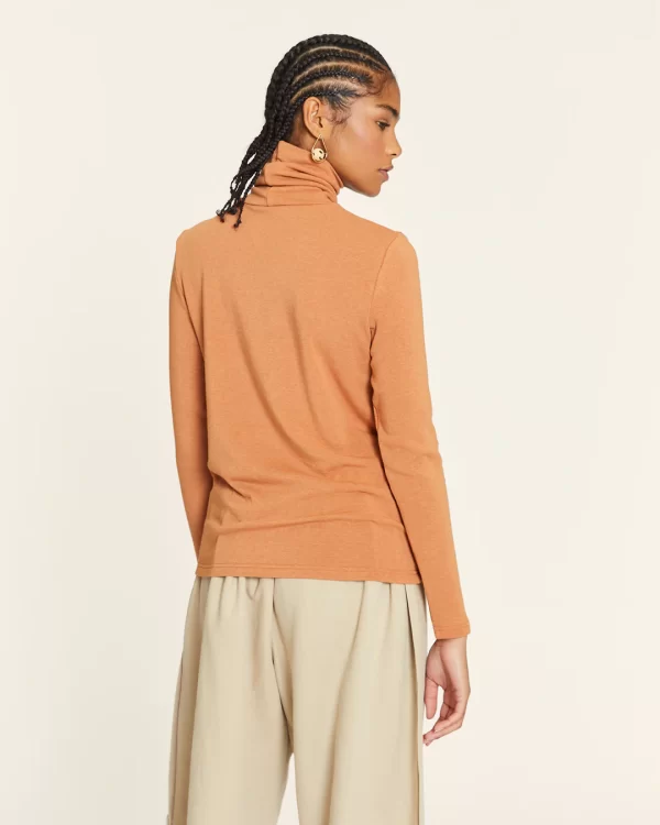 TOFFEE SWAN NECK KNIT TOP