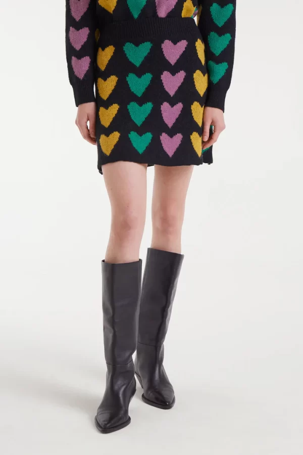 Short jacquard knit skirt with Cupid lines print