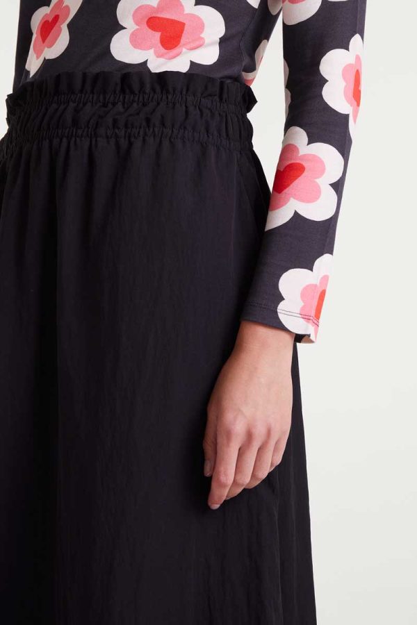 Falda midi negra
