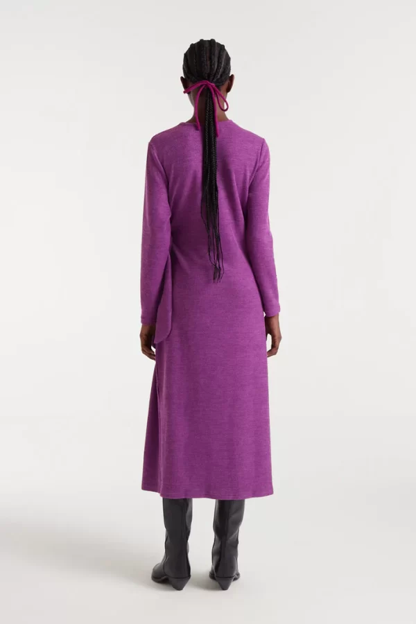 Long magenta ribbed knit dress