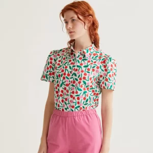 Shirt with burgundy print